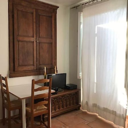 בסטיה Location Studio Place Du Marche 4Eme Etage מראה חיצוני תמונה